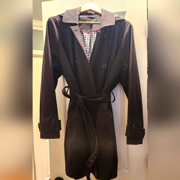 41 Hawthorne Jackets & Blazers - Women's 41 Hawthorne black hooded jacket polka dot lining 1X